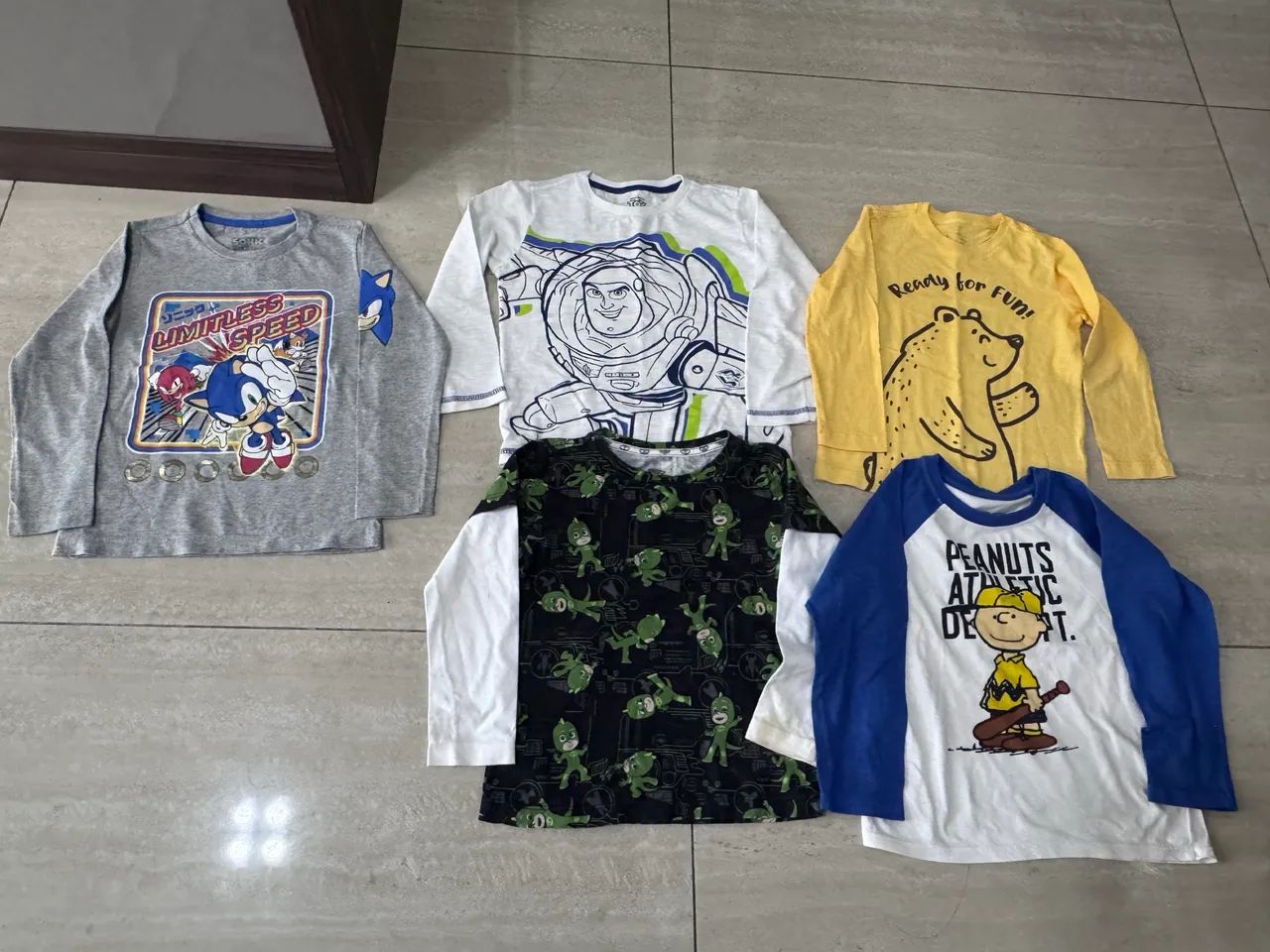 Lote de camisetas manga longa TAM 4