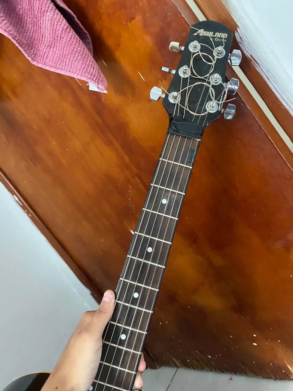 Vende -se violão 