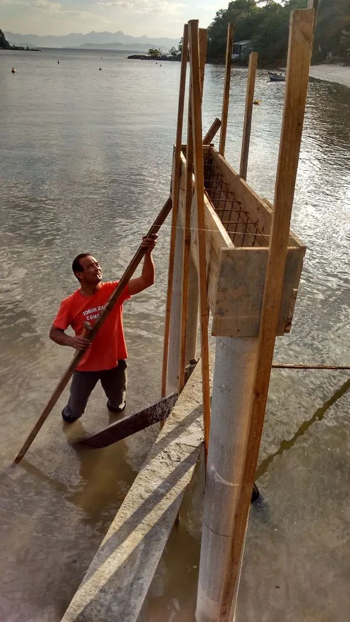 Construção de chalé reformas consertos em geral instalação eletros  - Foto 2