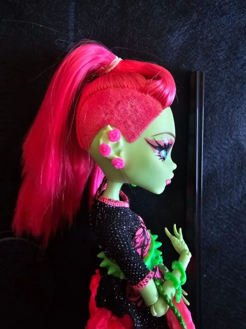 Boneca Monster High Venus McFlytrap Ghouls Night Out  - Foto 4