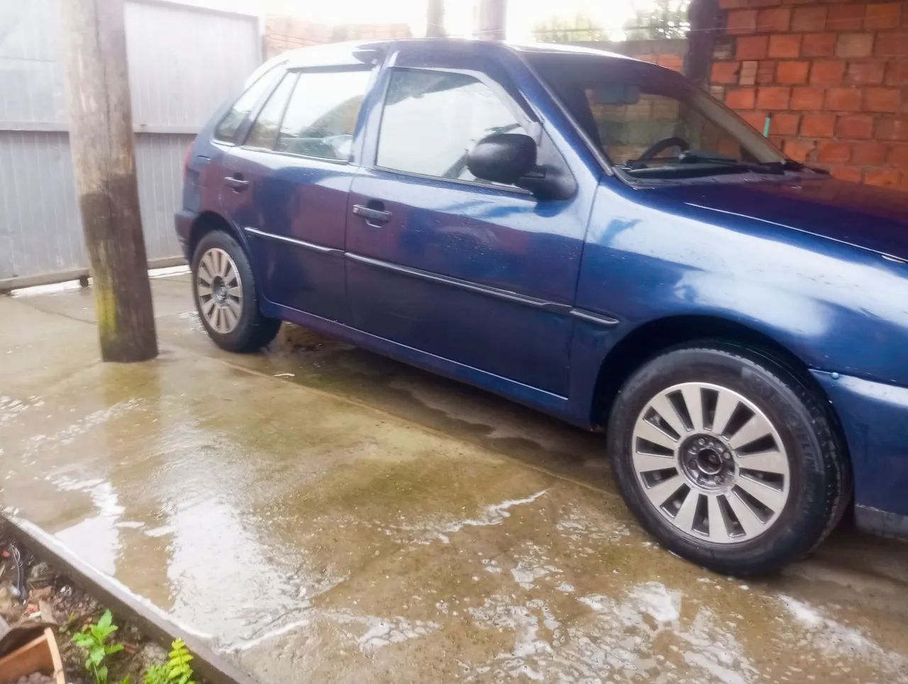 Volkswagen Gol Geração II 1.0 8V 70cv Gasolina Mec. 4P 1999