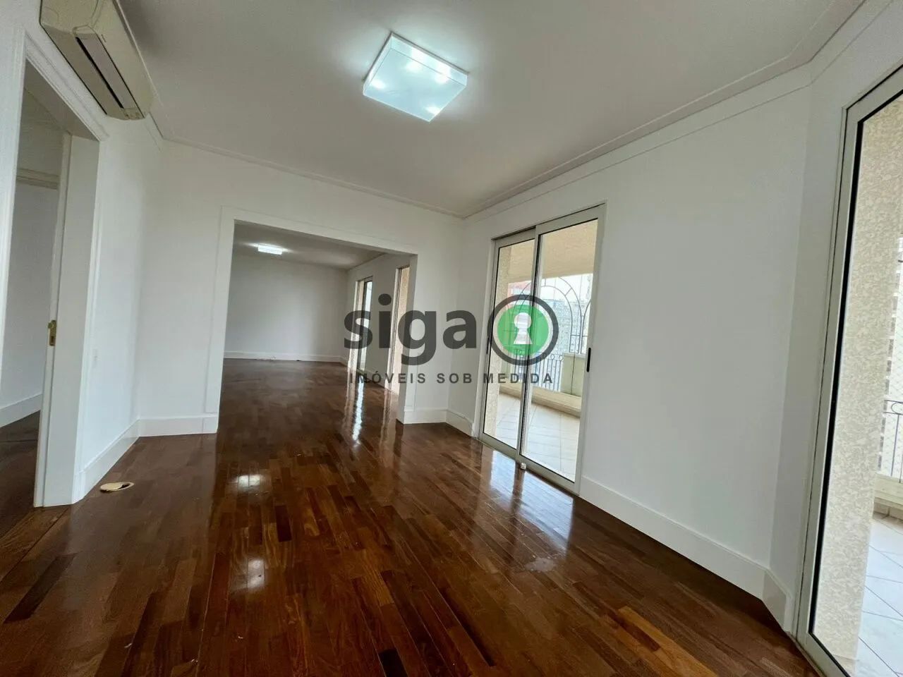 Apartamento de 260m2, com 4 suítes e 4 vagas no coração do Panamby - Foto 2