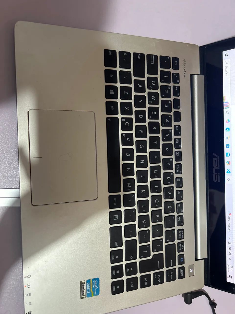 Notebook ASUS S400CA Touch - Core i5 / 4GB RAM (Tela Sensível ao Toque) - Foto 4