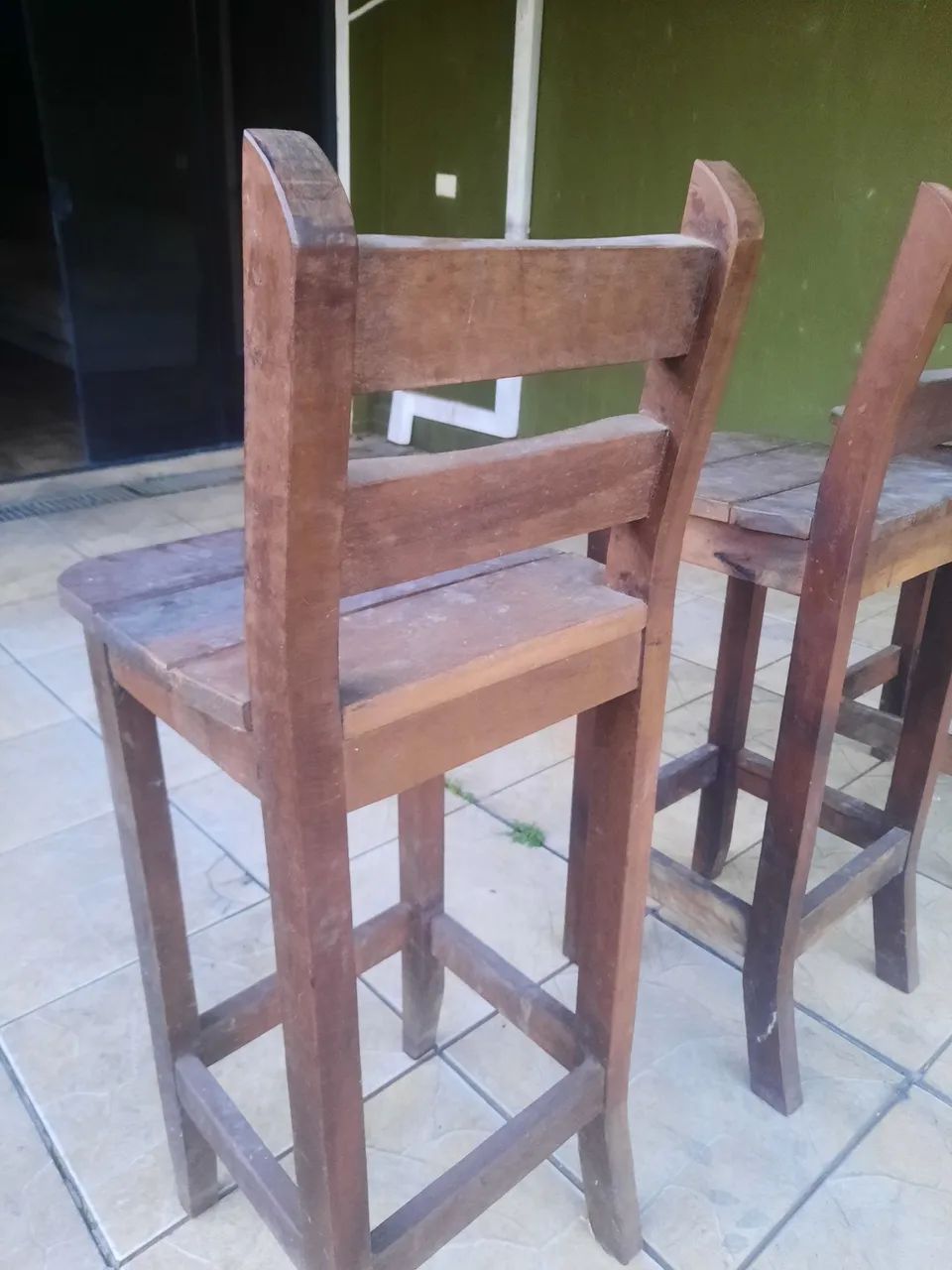 Banquetas Madeira Maciça  - Foto 3