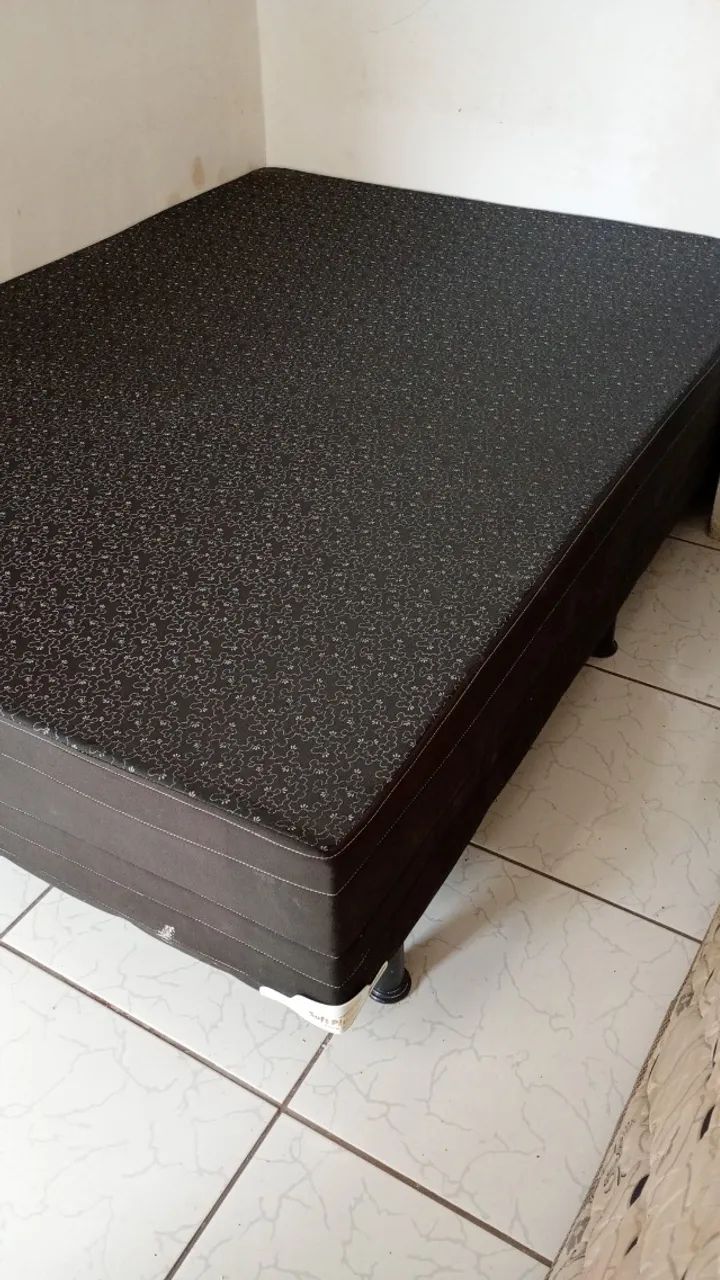 Cama com guarda roupa  - Foto 2