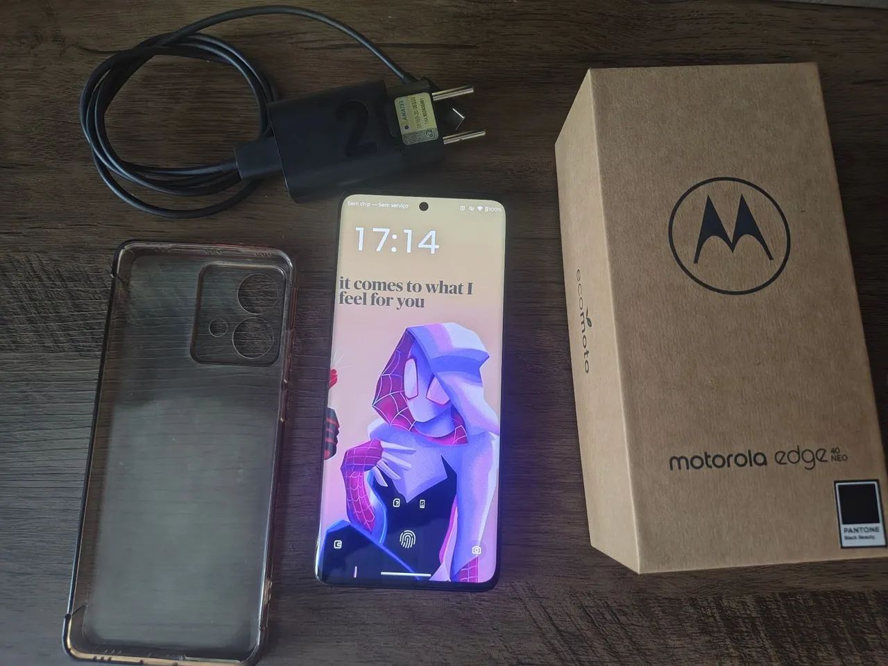 Motorola Edge 40 NEO  - Foto 2