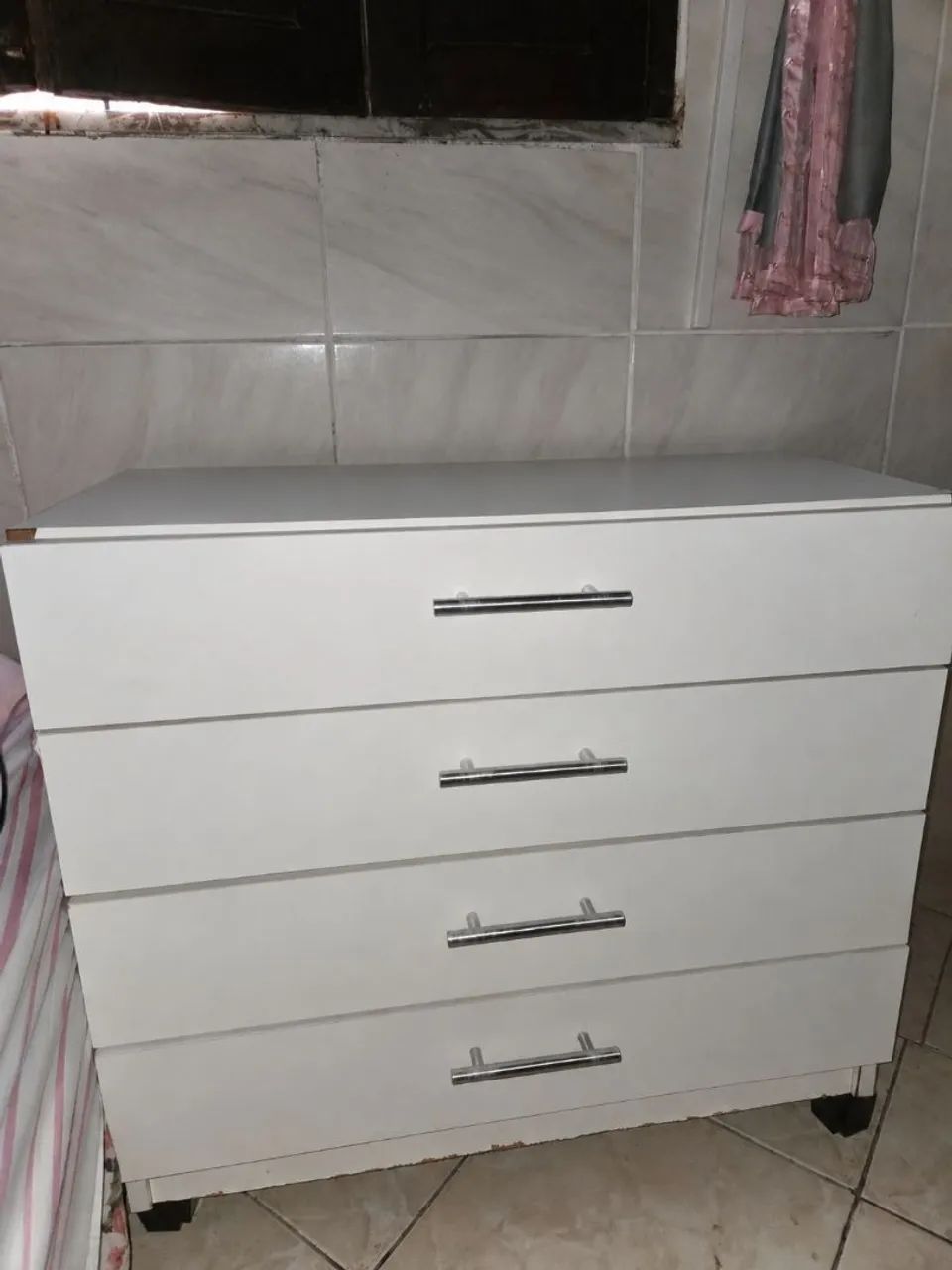Cômoda Branca 4 Gavetas MDF