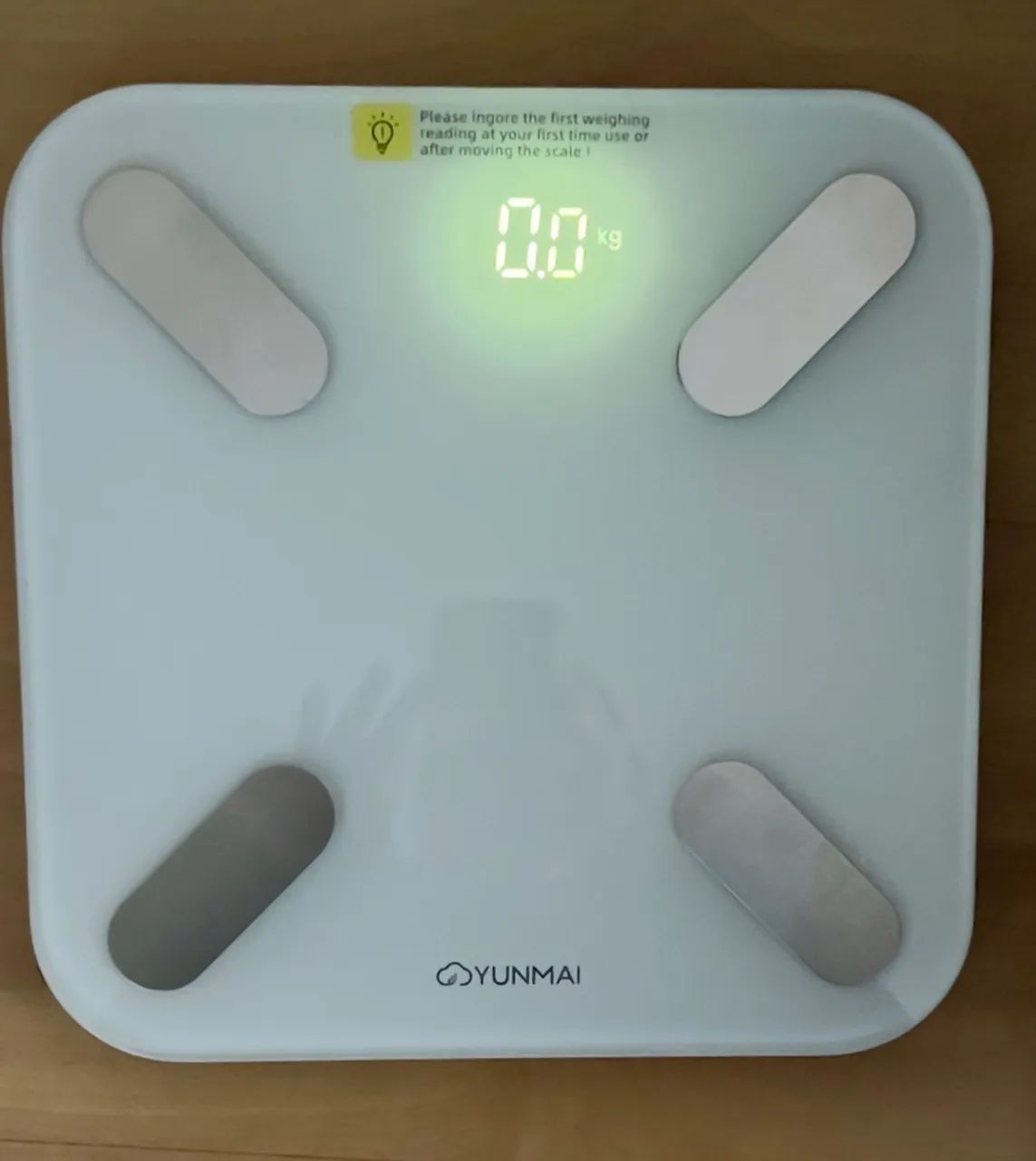 Balança de bioimpedancia YUNMAI 4 eletrodos com app 