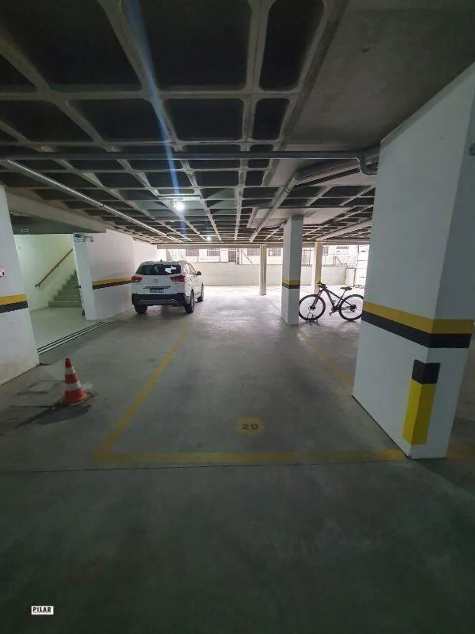 Apartamento semi mobiliado com 2 dormitórios para locação - Foto 3