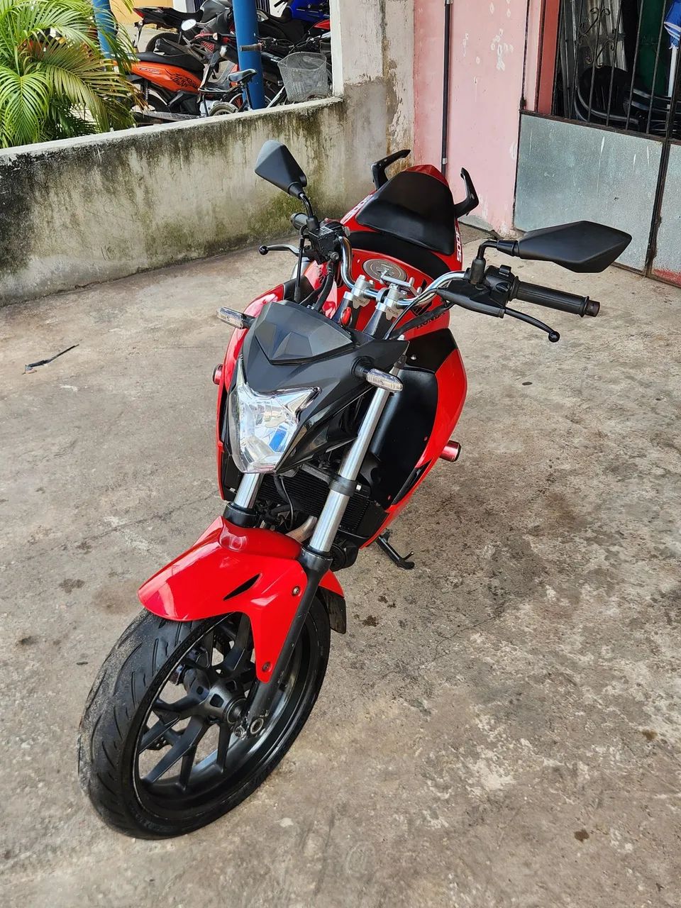 500f 2014 - Foto 3