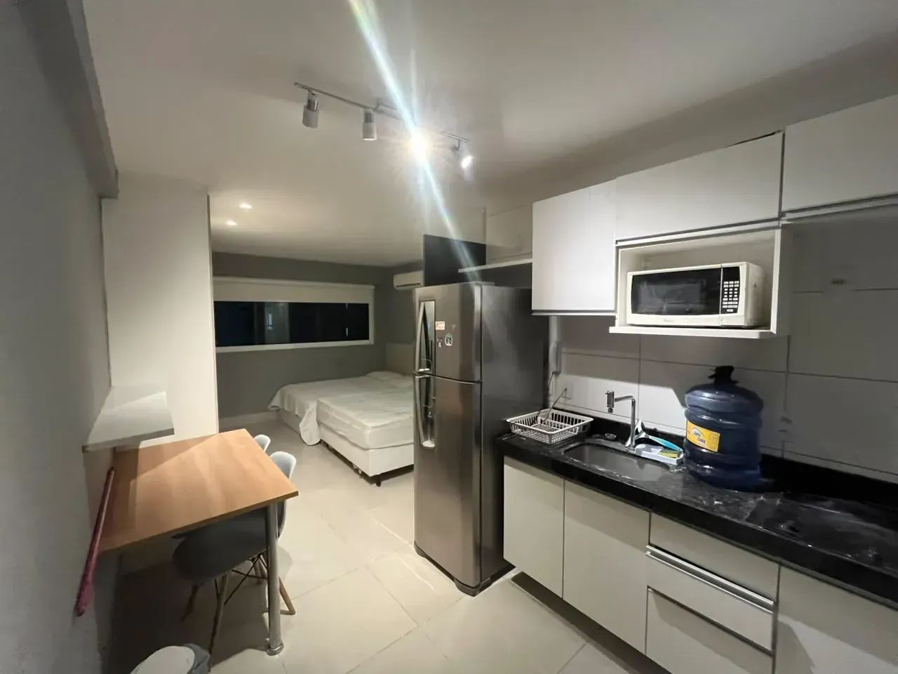 Studio Mobiliado na Ilha do Leite com 28m². Edf. Beach Class.