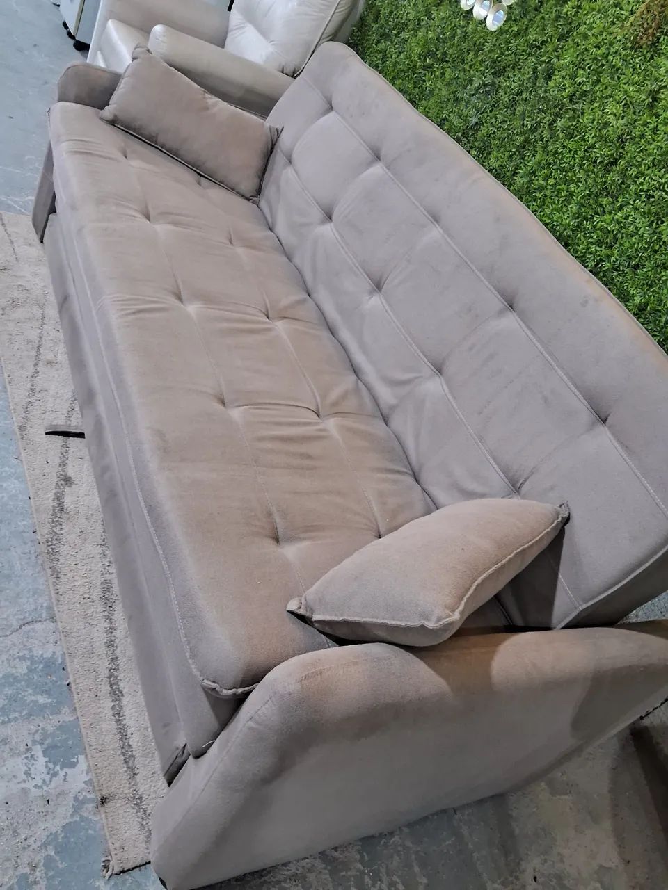 SOFÁ RETRÁTIL 3 lugares 