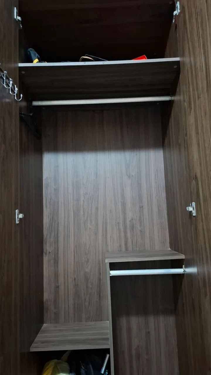 Guarda Roupa 4 portas GRANDE - Foto 4
