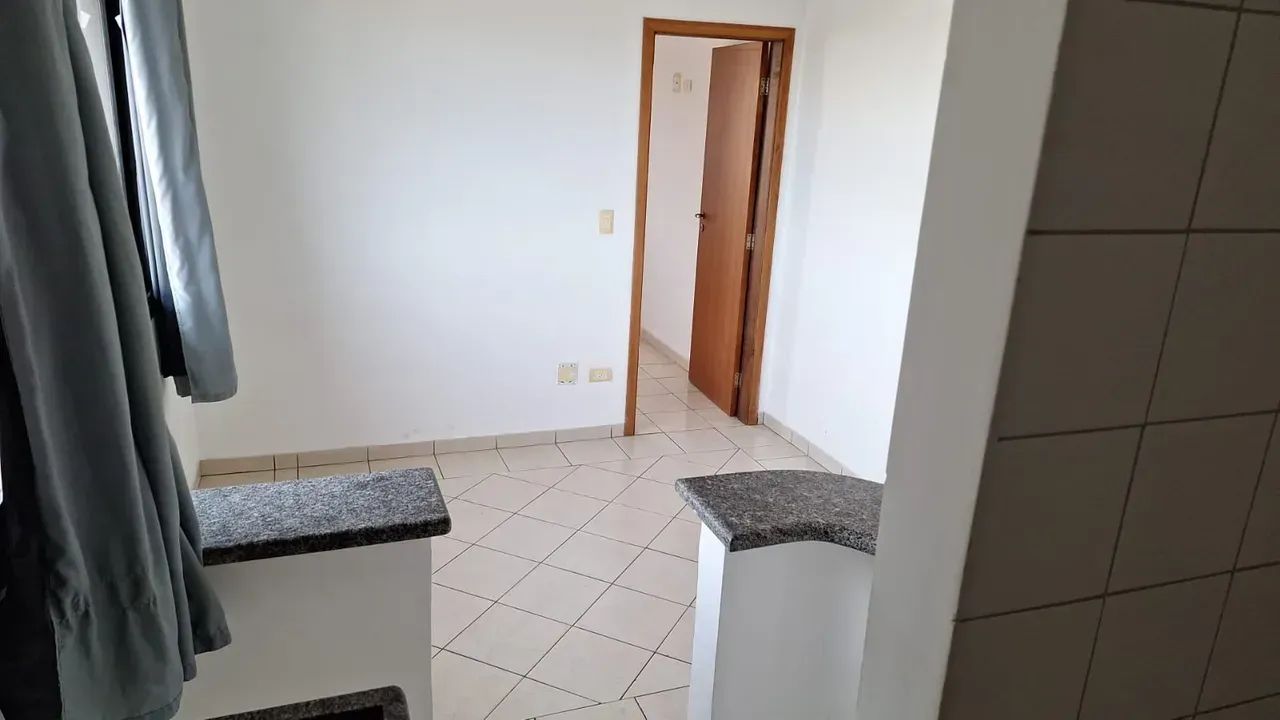 Quitinete excelente no centro de Londrina - Foto 4