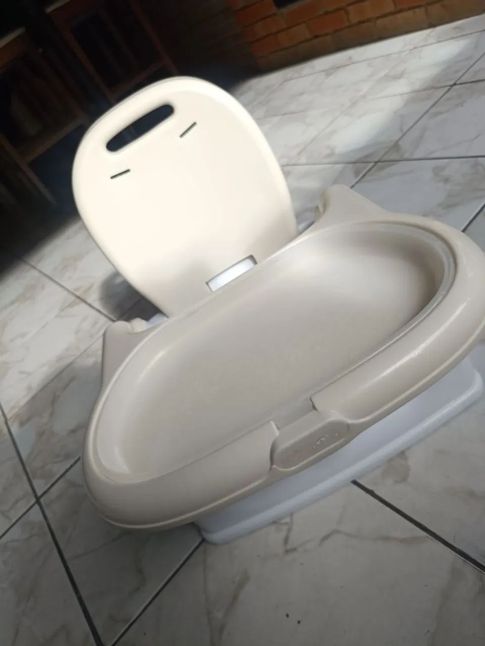 Vendo cadeira de alimentação  - Foto 2