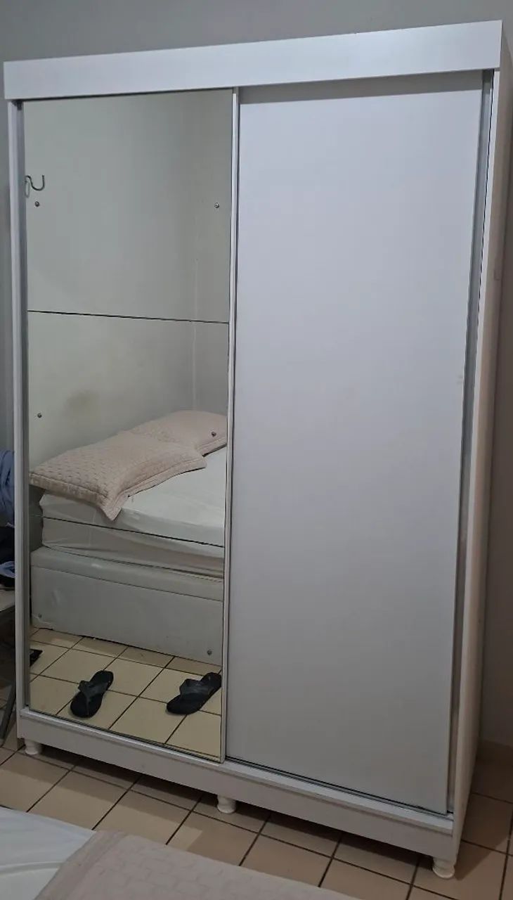 GUARDA ROUPA 