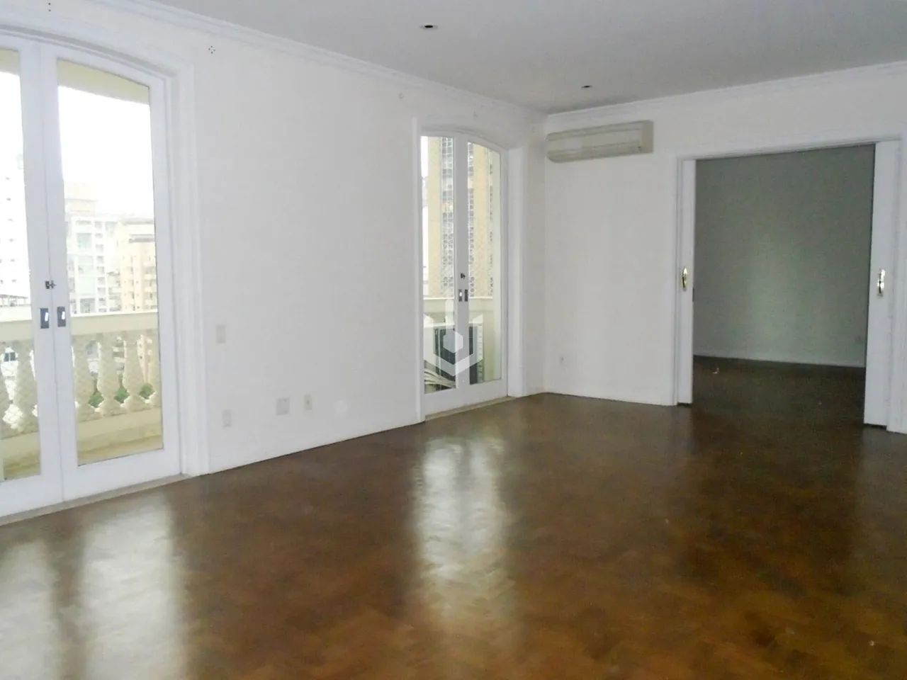 Apartamento Amplo e Pronto para Morar com 204m² no Edifício Pádua Salles na Bela Vista - Foto 3