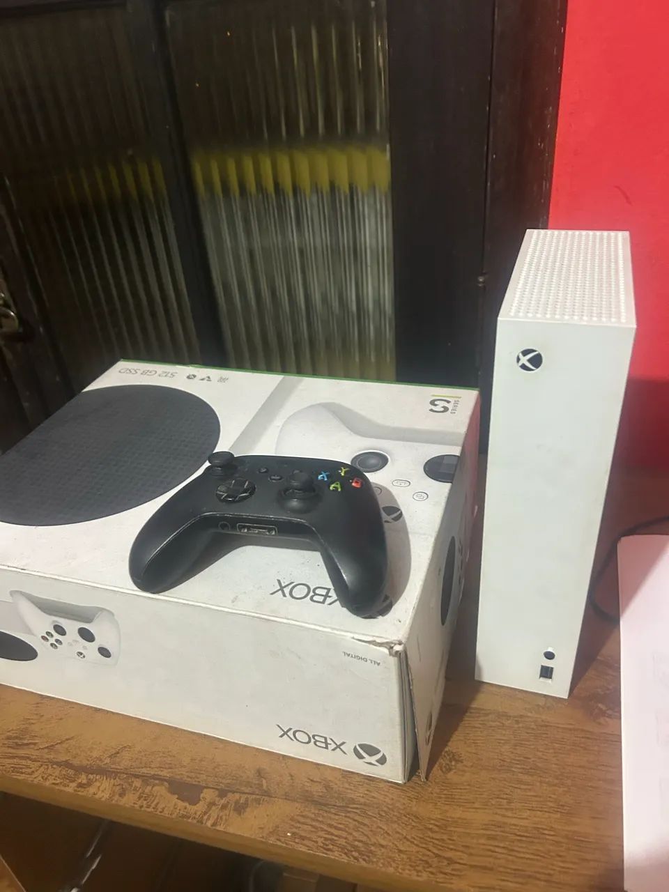 Xbox series s com caixa