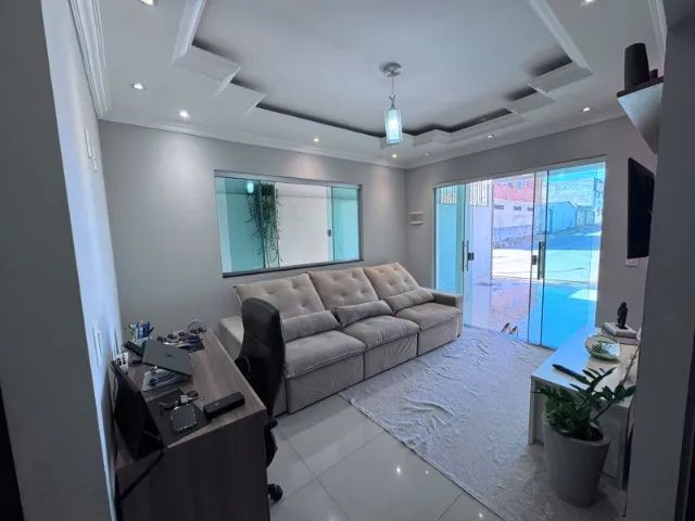 Casa na quadra 11 do Araponga