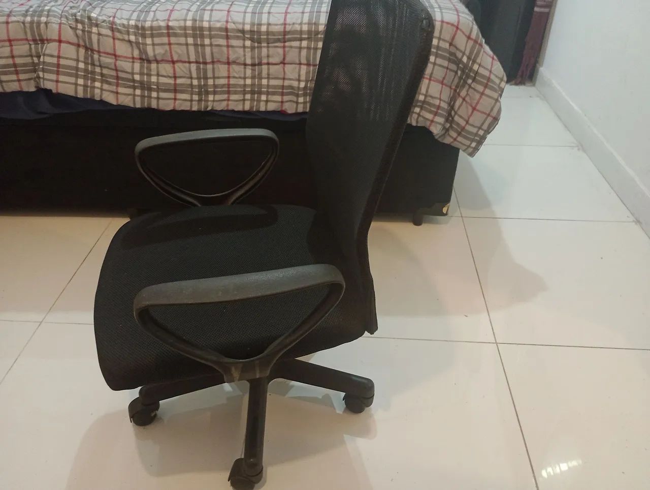 Cadeira de escritório ergonômica - Foto 3