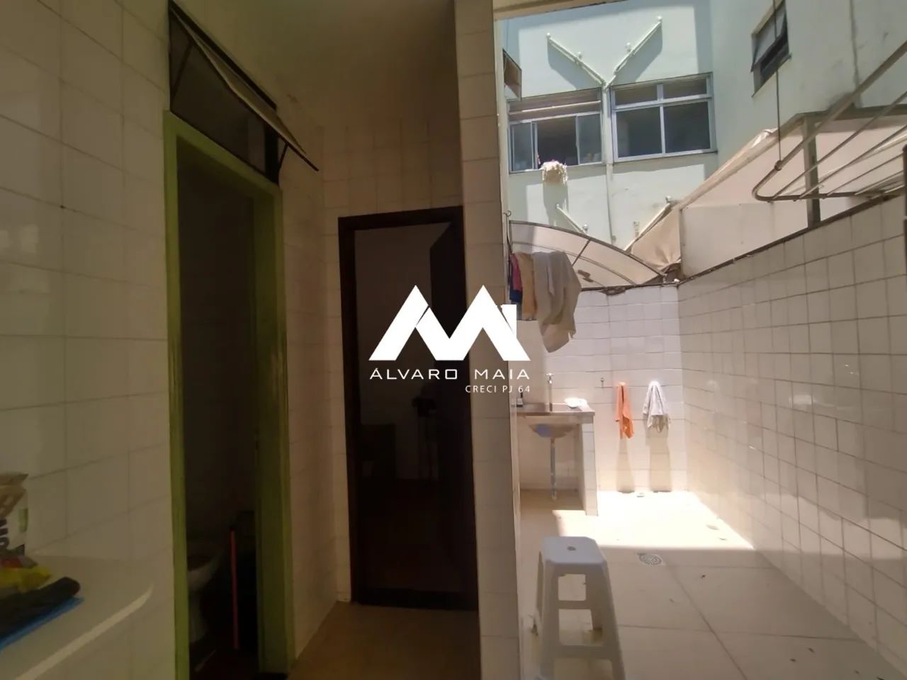 Apartamento mobiliado de 2 quartos no Colégio Batista - Foto 3