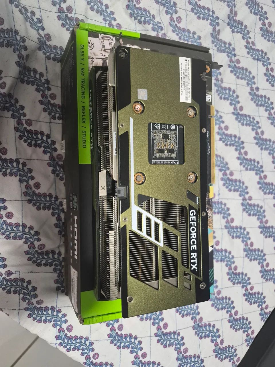 Placa de video Nvidia rtx 4070 12GB - Foto 3