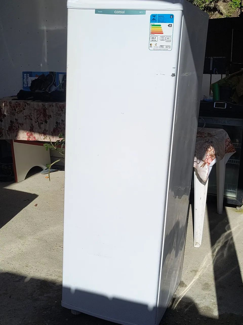 Vendo freezer 121l.
