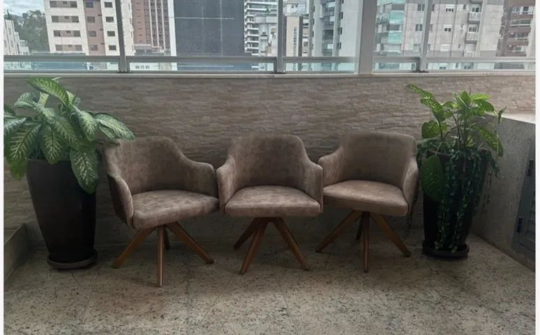 Cadeira / Poltrona Decorativa com Pés de Madeira - Foto 5
