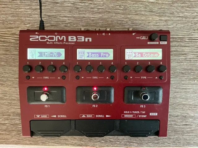 Pedaleira para Baixo Zoom B3n - Instrumentos musicais - Piúma