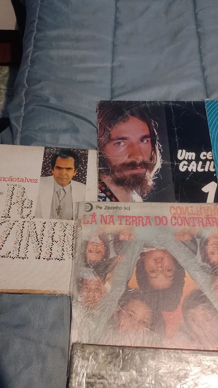 Discos de vinil Pe.Zezinho e mais 1 aleatório 