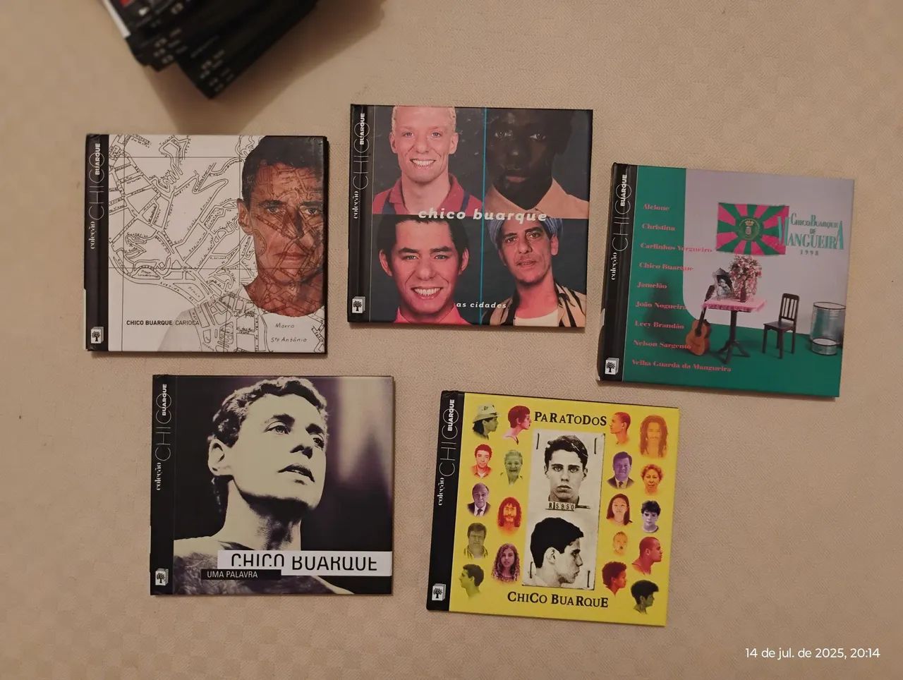 20 CDs-livretos usados Chico Buarque - Foto 4