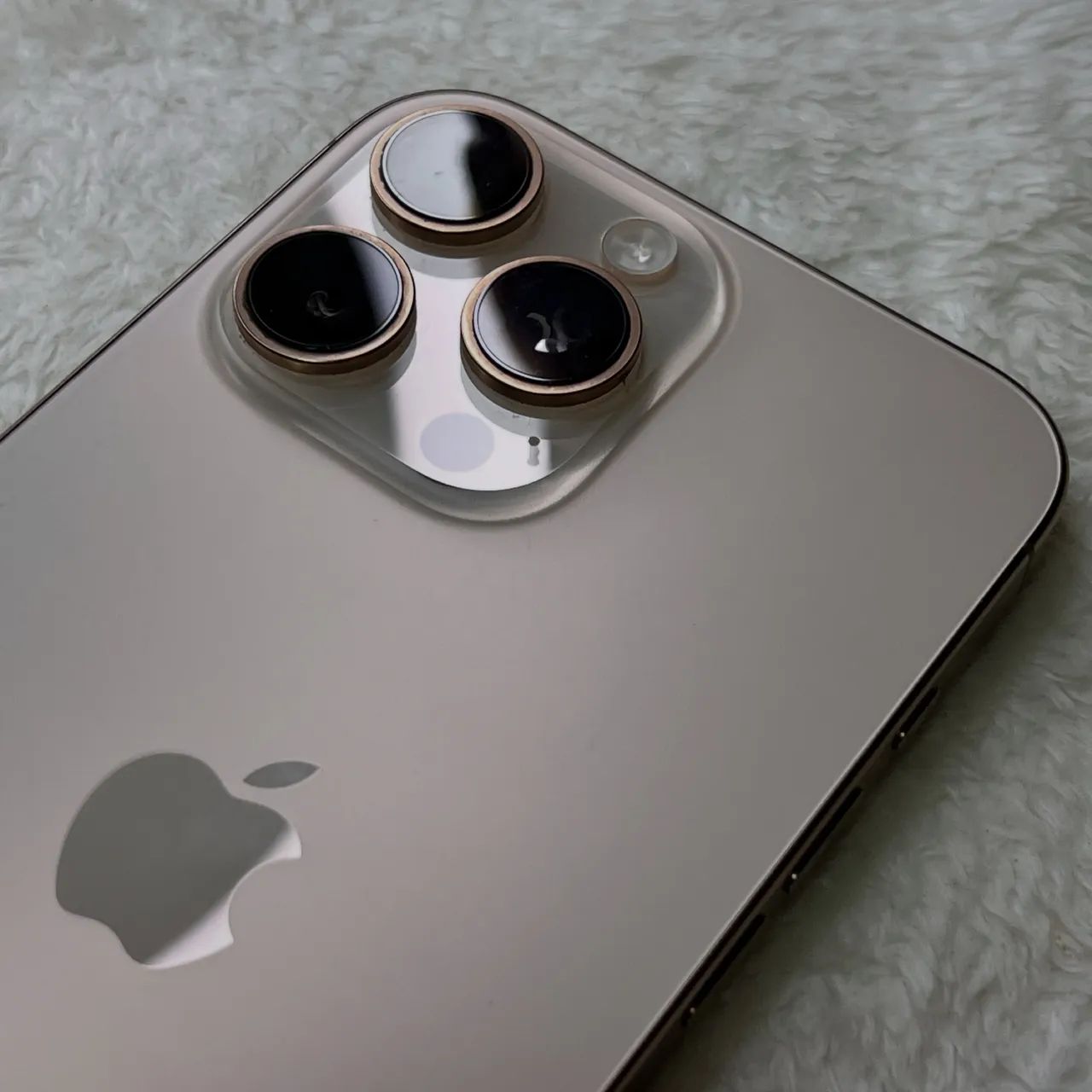 iPhone 16 Pro Max 256Gb | Dourado  - Foto 3