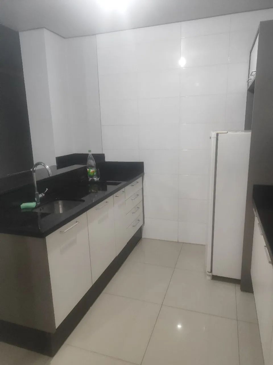 Aluga-se apartamento semimobiliado - Foto 4