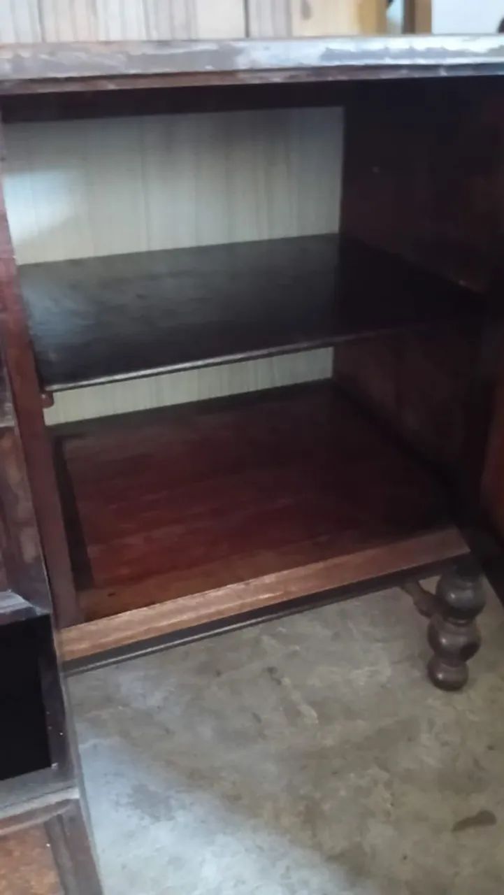 Vende-se buffet de madeira antigo - Foto 3