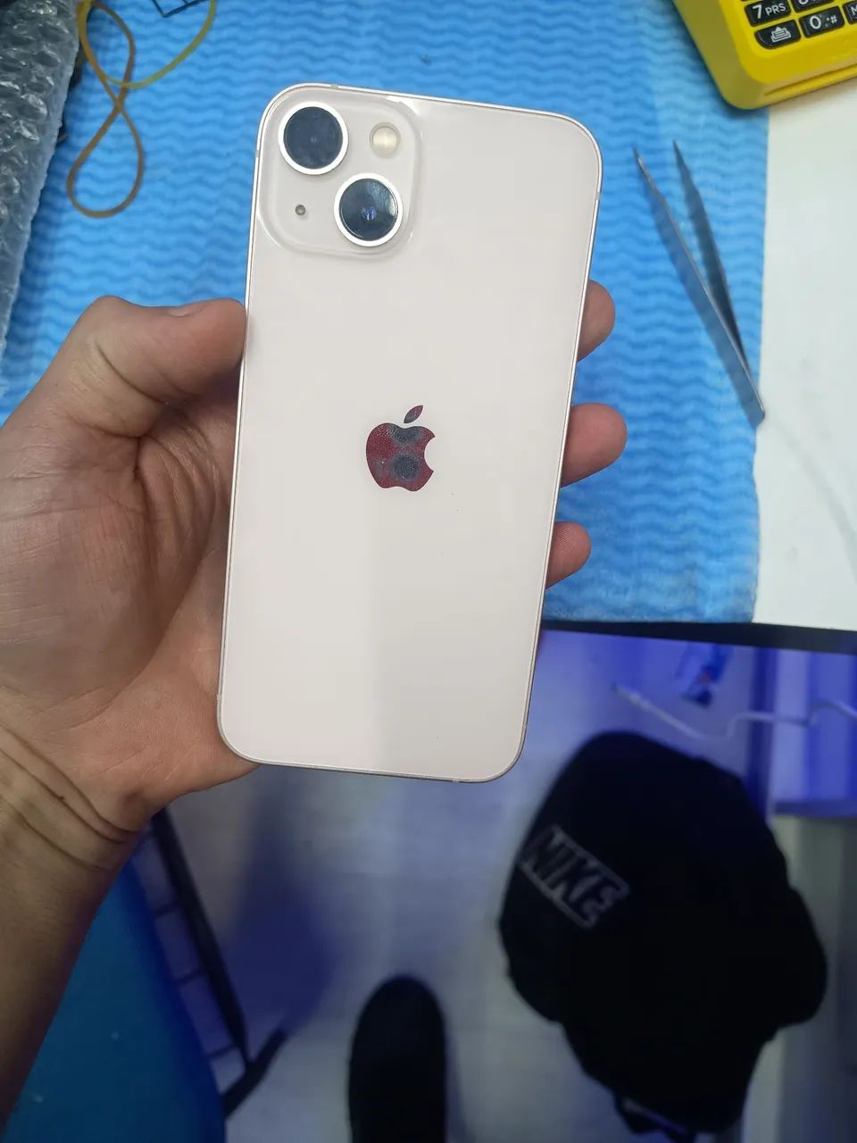 iPhone 13 