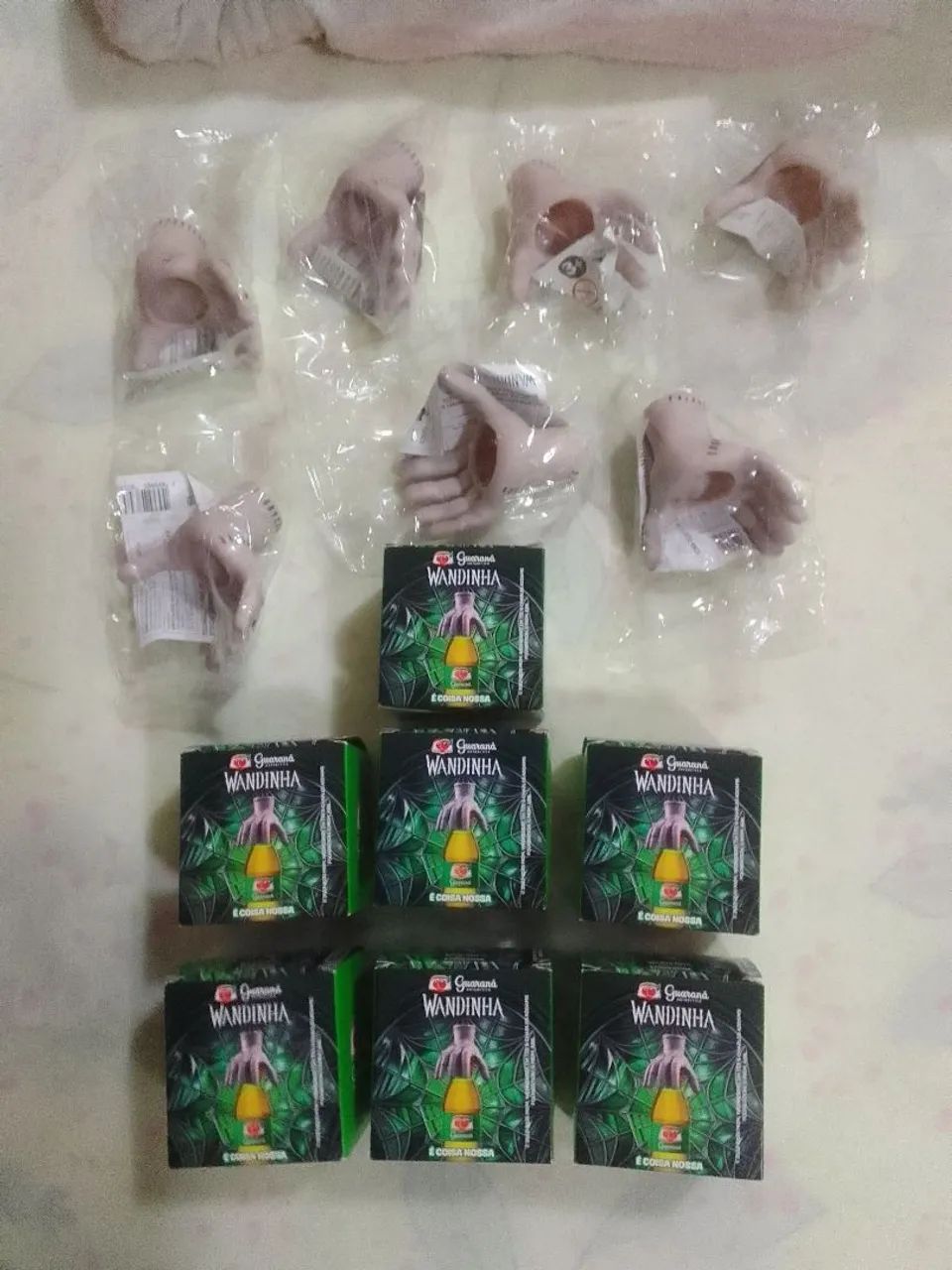 Muitos Brinquedos. 