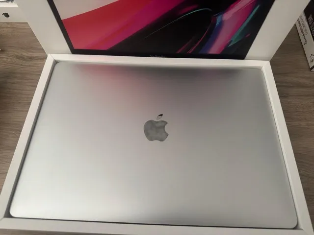 MacBook Pro 13 MacBook Pro 13