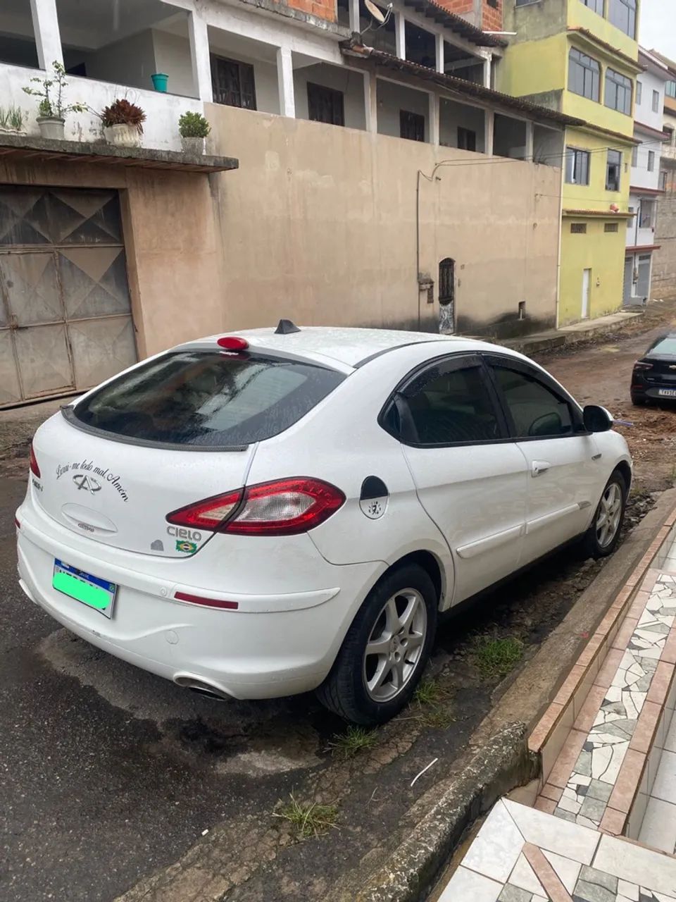 Caoa Chery Cielo CIELO 1.6 16V 119cv 5p 2011