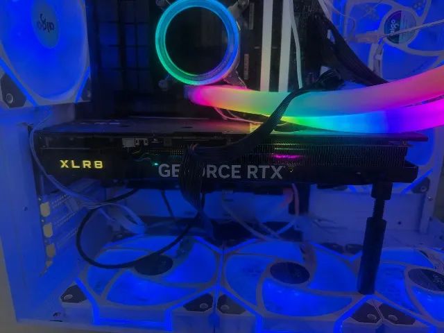 RTX 4060 Ti PNY XLR8 - Foto 3