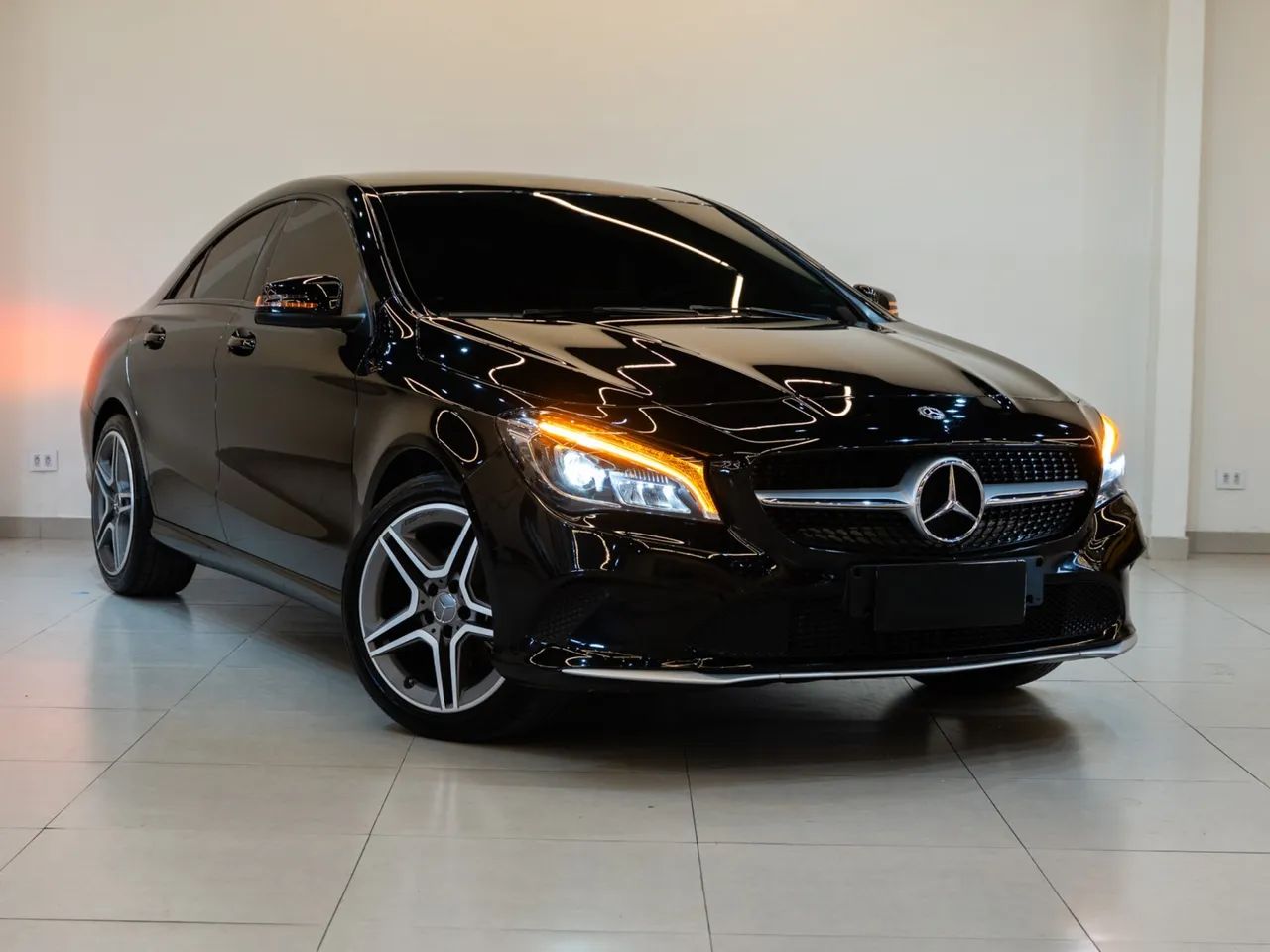 Mercedes-Benz Cla-180 2018