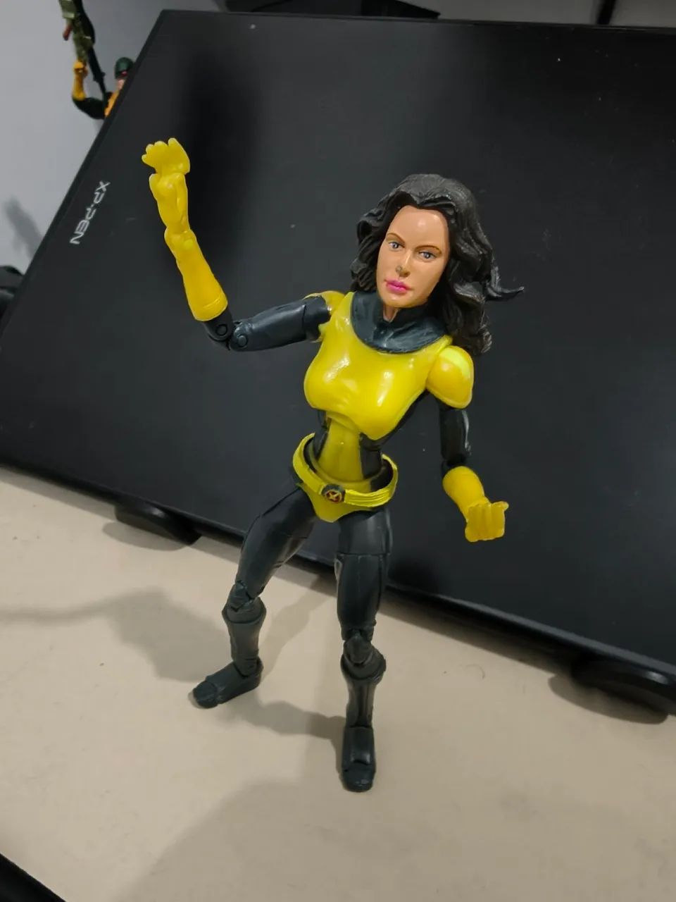 Kitty Pride Marvel Legends ToyBiz 