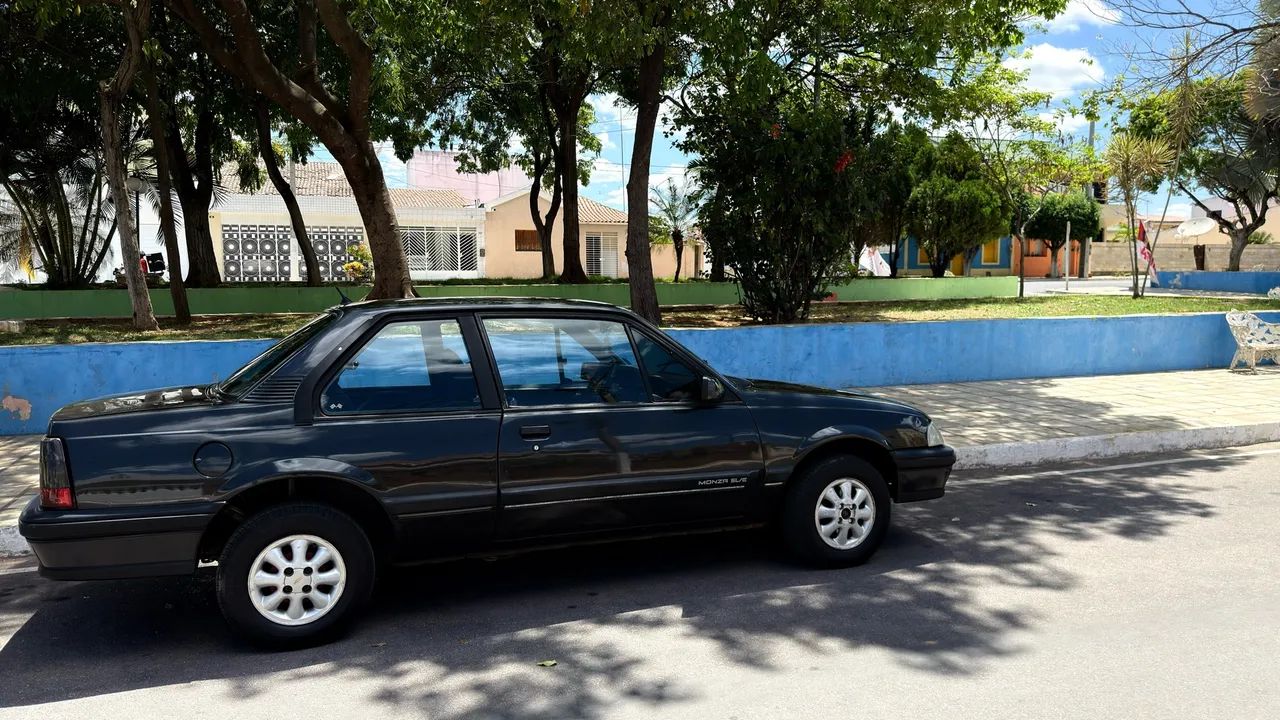 Chevrolet Monza Classic SE 2.0 /mpfi E EFI 2P E 4P 1992