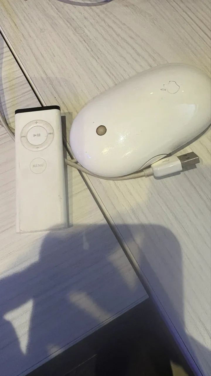Mouse Imac com fio 2010 - Foto 2