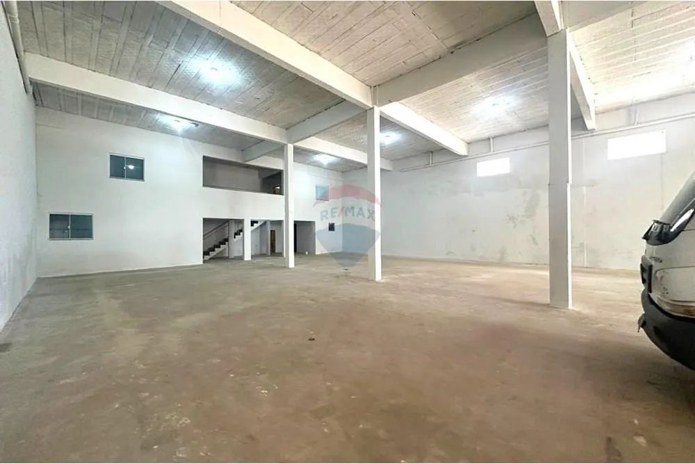Galpão comercial com 600m² com 6 m² de altura Morada dos Pássaros - Foto 3