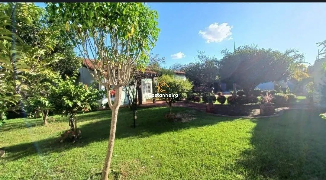 Casa com Edícula - 05 Quartos: 02 Suítes Plenas e 01 Dormitório na Residência Principal e  - Foto 3