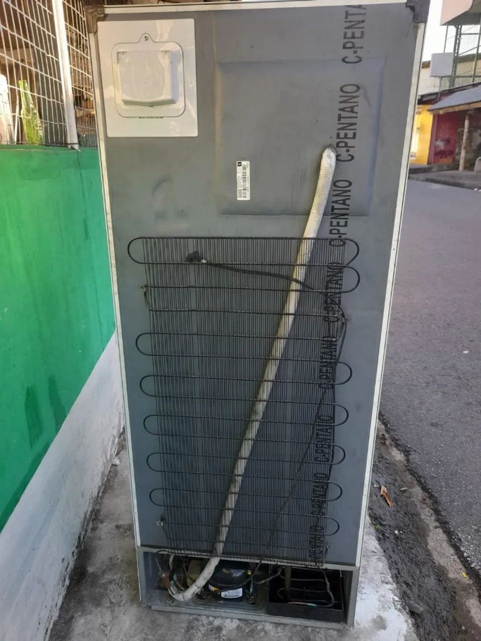 GELADEIRA 