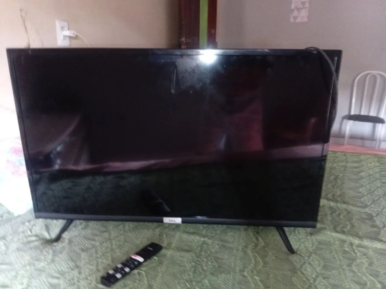 VENDE-Se uma televisão  qualquer coisa  vai zap: *  - Foto 2