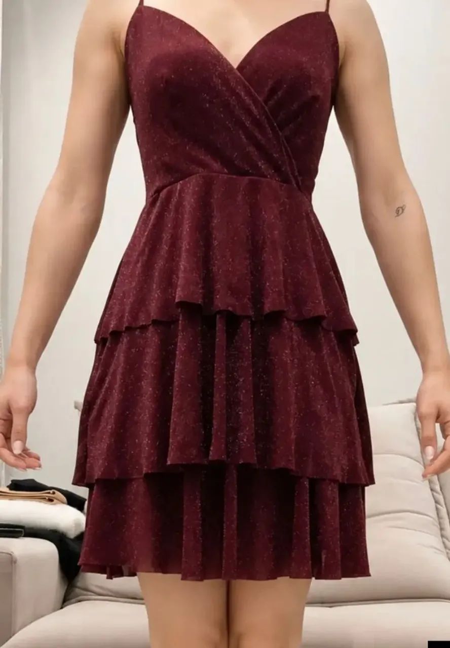 VESTIDO BORDO COM BRILHO MIDI