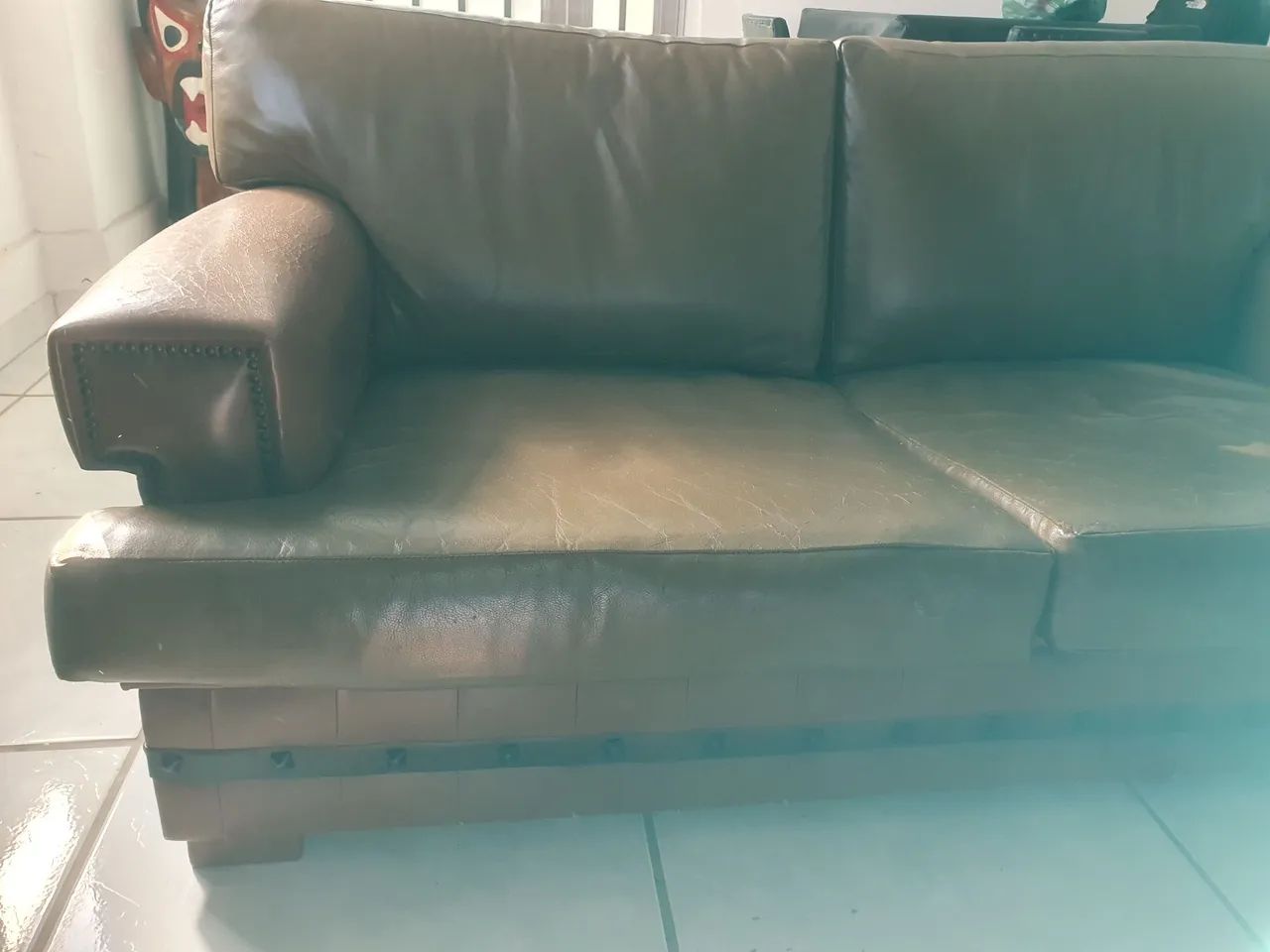 sofa couro legítimo - Foto 2