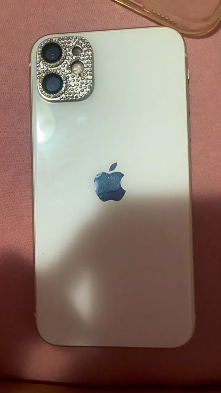 iPhone 11 Branco  - Foto 2
